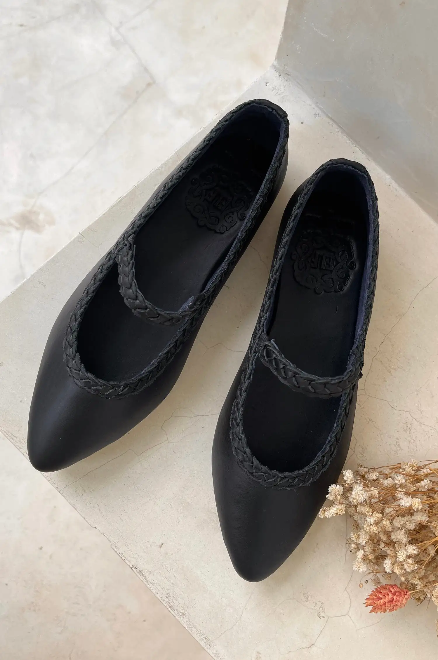 Amara Ballet Flats