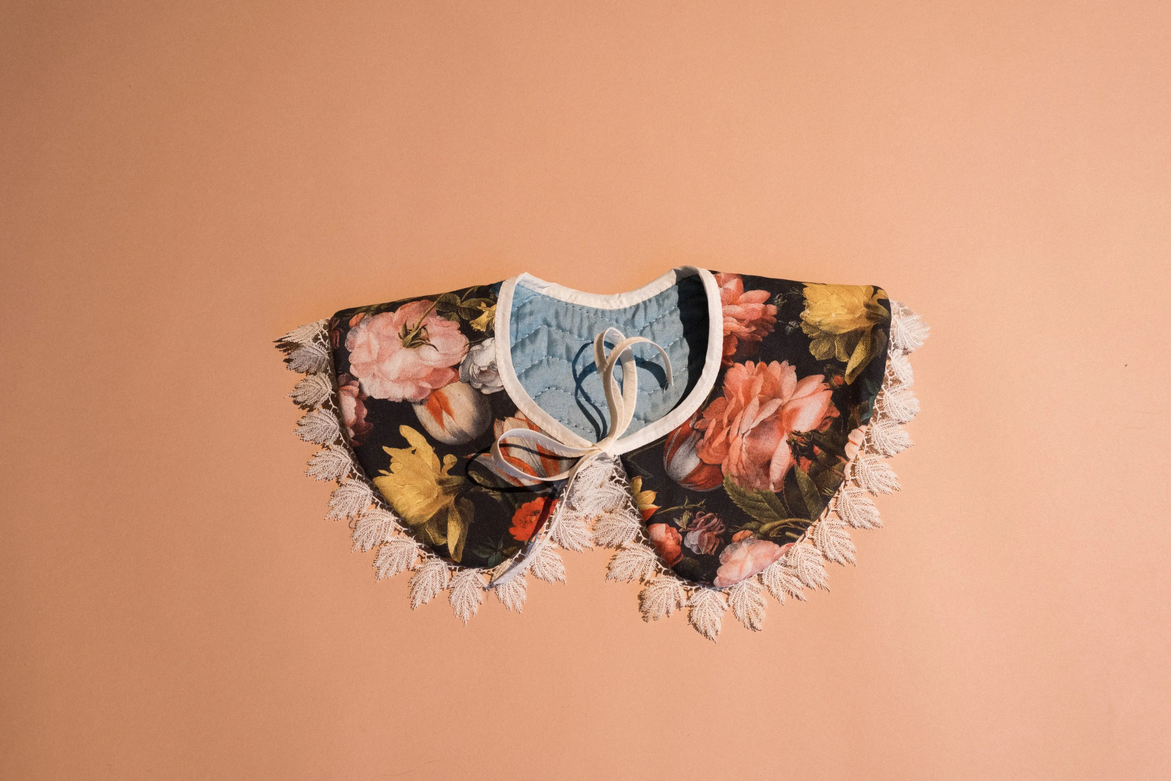 Birdie Collar in Floral