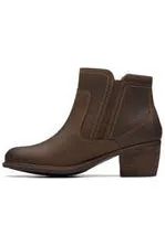 Clarks Boots Neva Zip in Taupe Leather