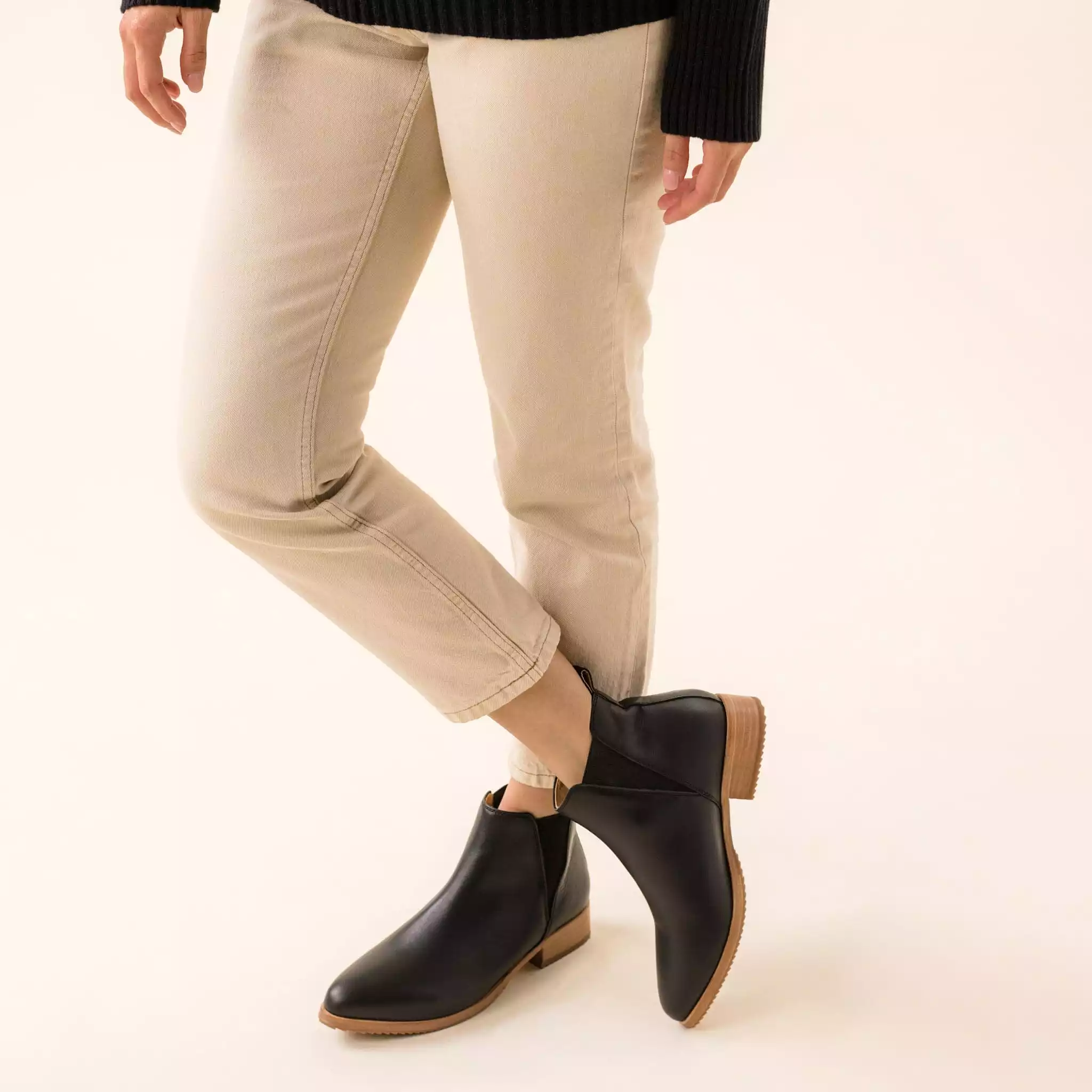 Eva Everyday Chelsea Boot Black