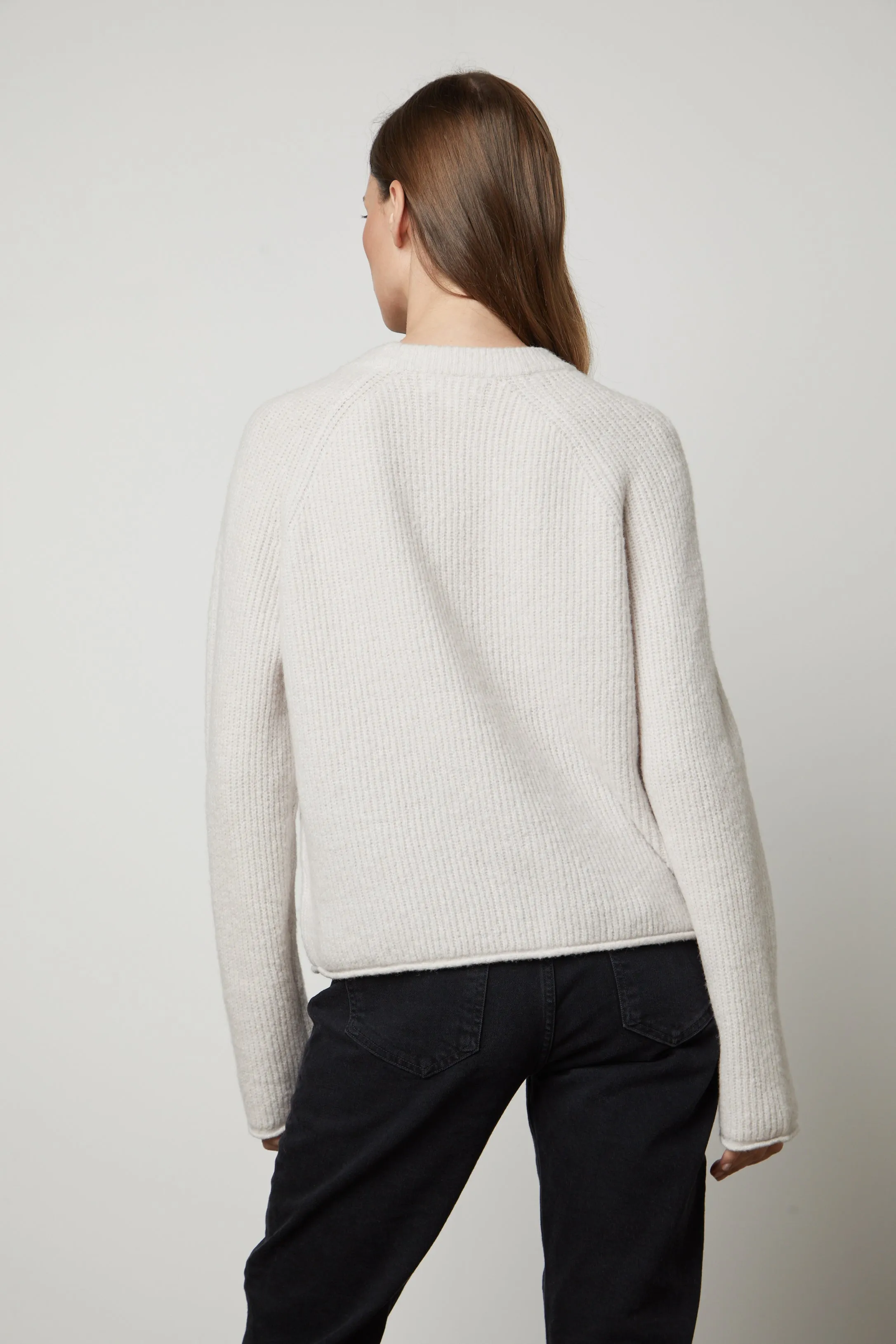 GIGI CREW NECK SWEATER IN SNOW