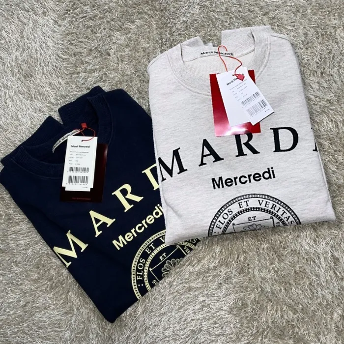 Mardi Mercredi  |Hoodies & Sweatshirts