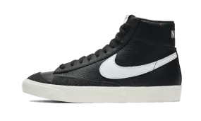 Nike Blazer Mid '77 Vintage Black Sail