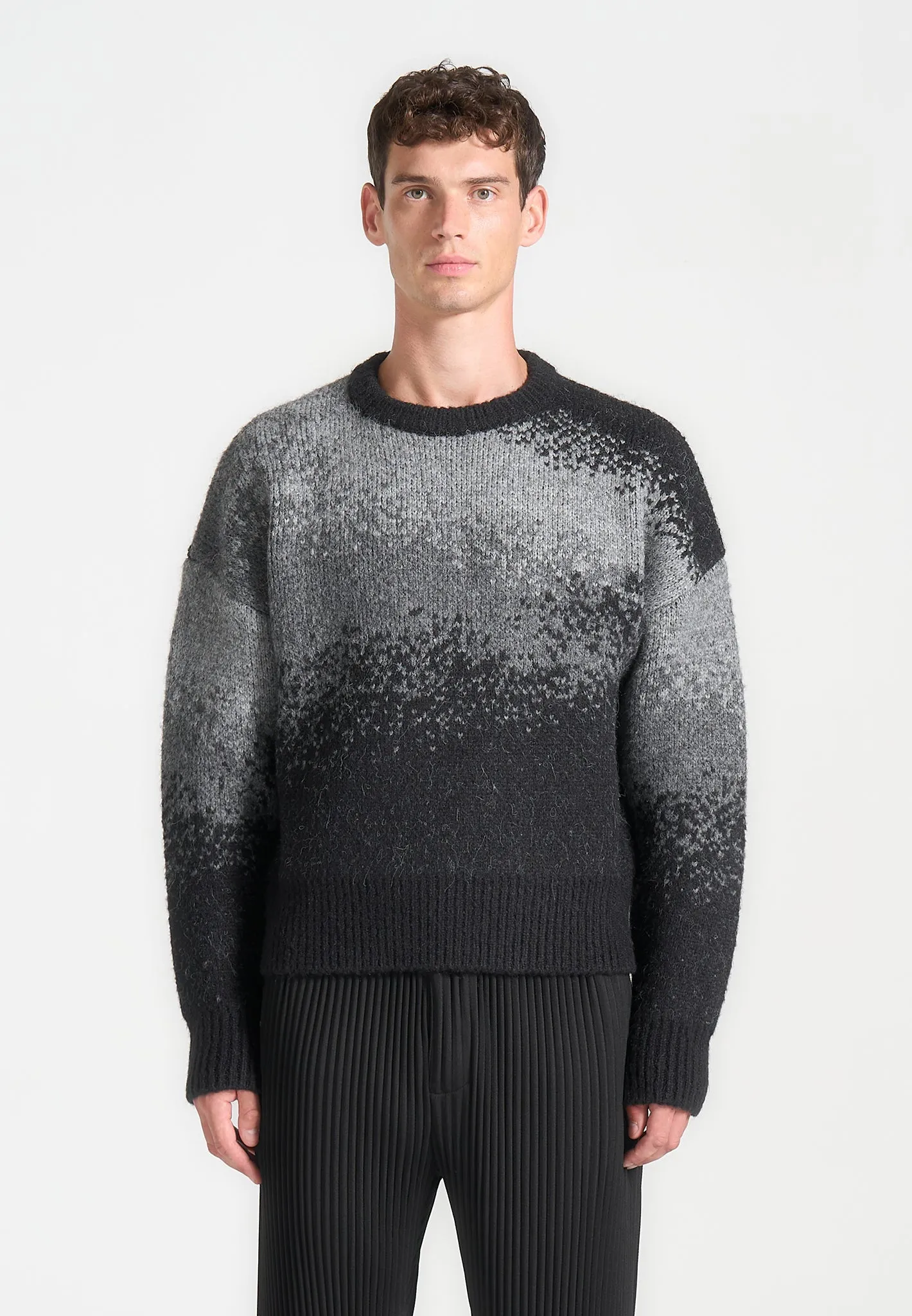 Ombré Knit Crewneck Sweater - Grey