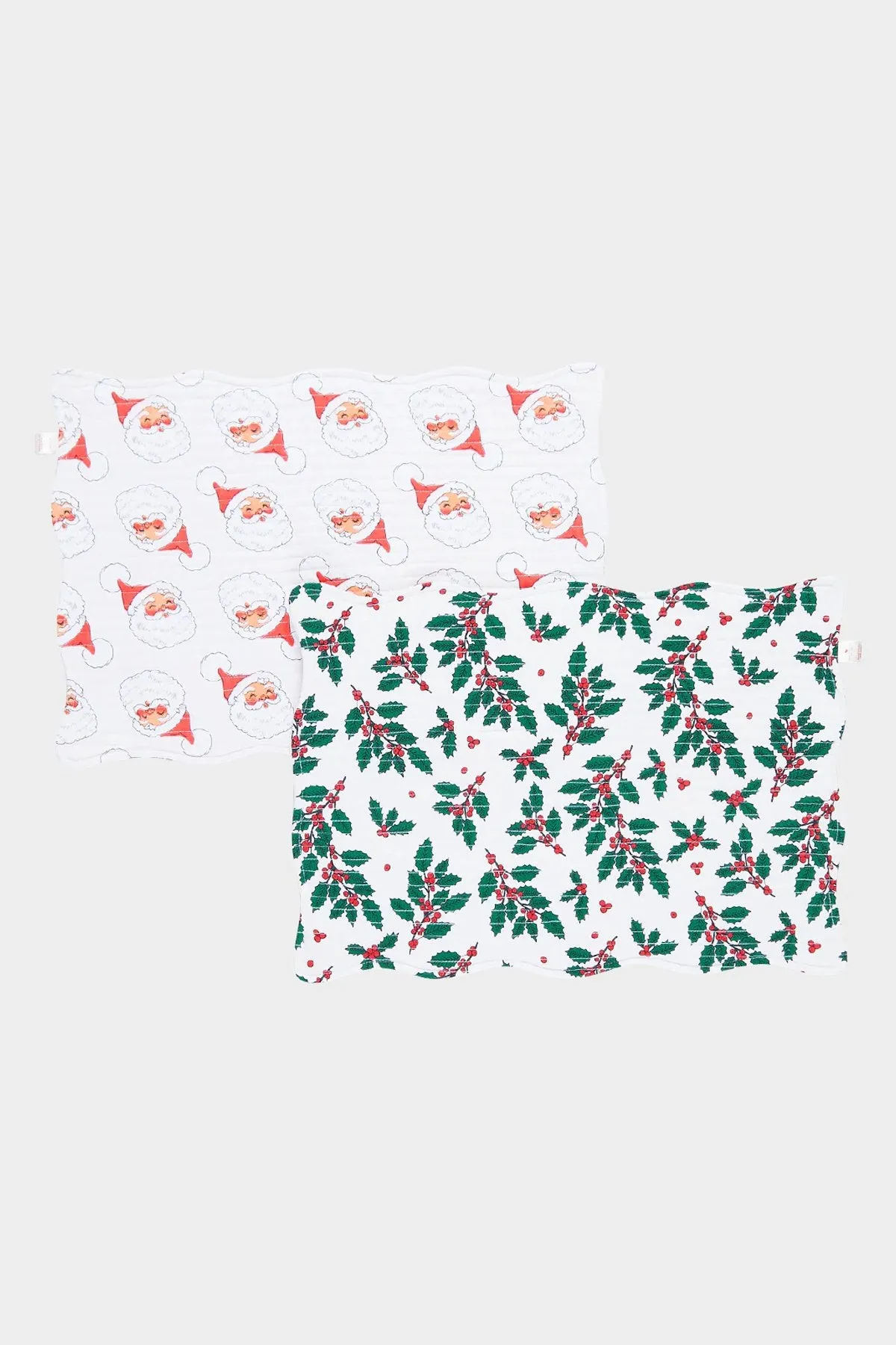 Quilted Placemat Set of 2 in Gardenia Santas + Holly