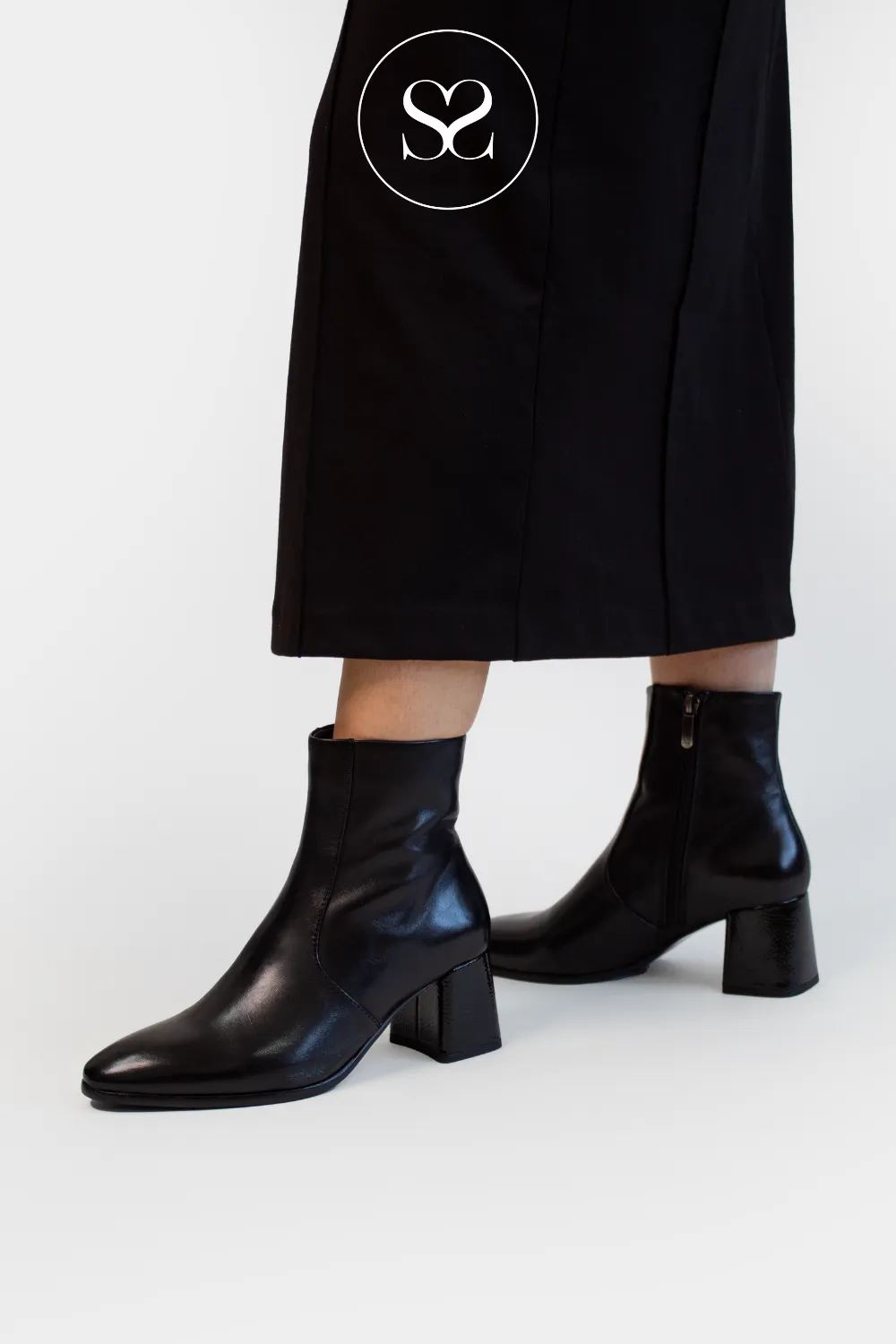 REGARDE LE CIEL MILLIE-01 BLACK LEATHER BLOCK HEEL ANKLE BOOTS