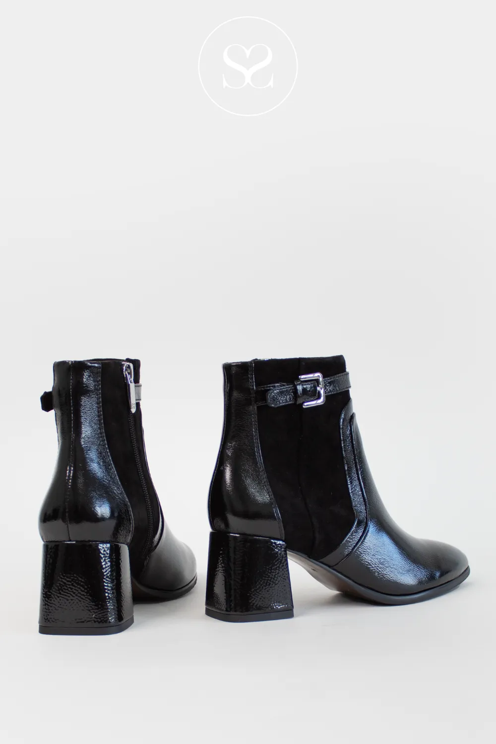 REGARDE LE CIEL MILLIE-05 BLACK LEATHER/SUEDE BLOCK HEEL ANKLE BOOTS