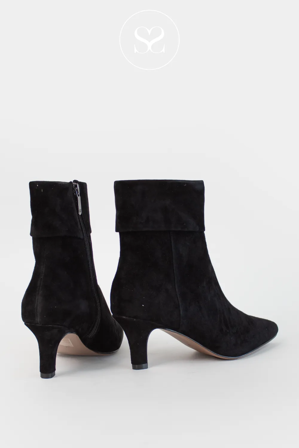 REGARDE LE CIEL NITA-01 BLACK SUEDE POINTED TOE ANKLE BOOTS