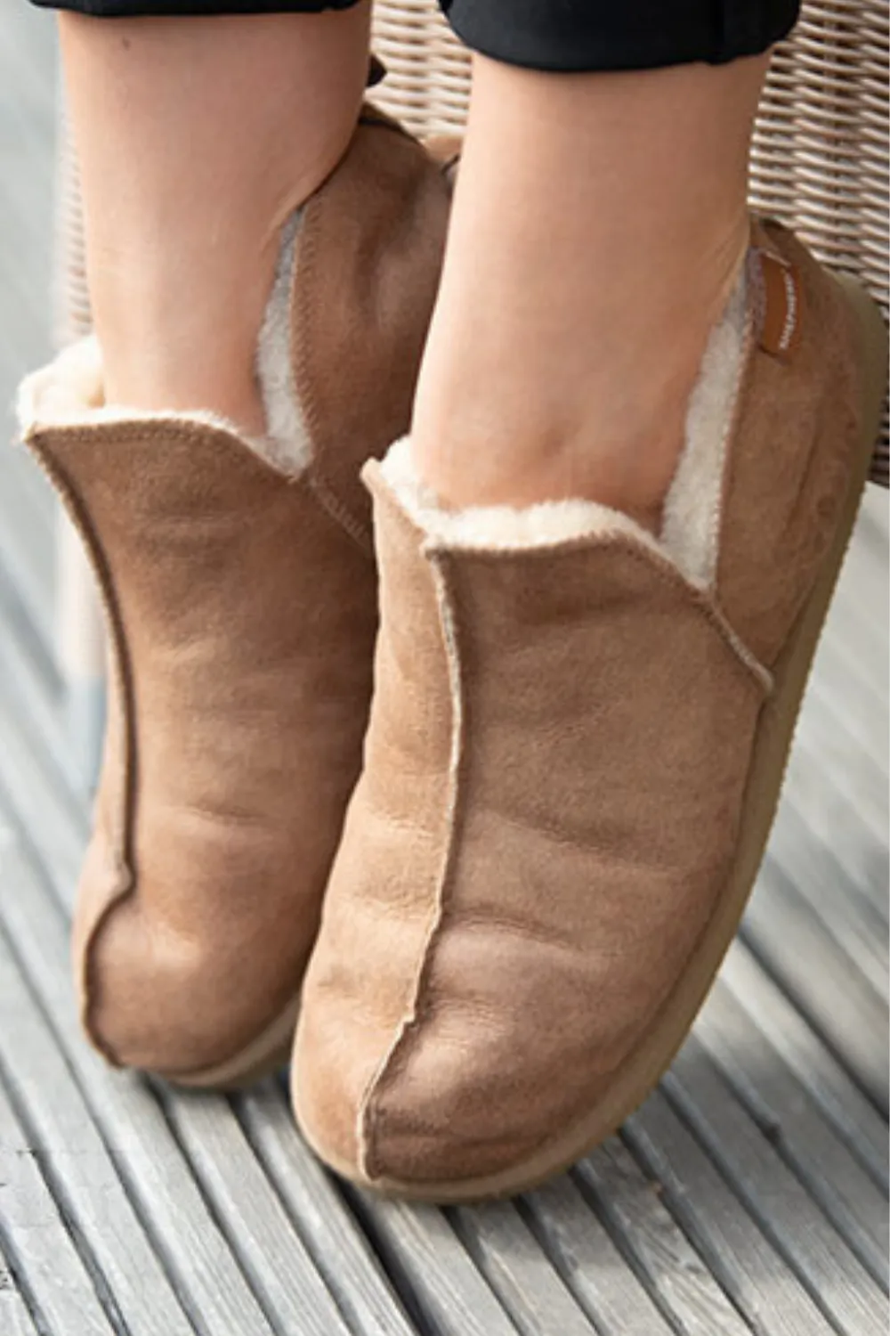 SHEPHERD 4922 ANNIE - BROWN SHEEPSKIN SLIPPER BOOTS