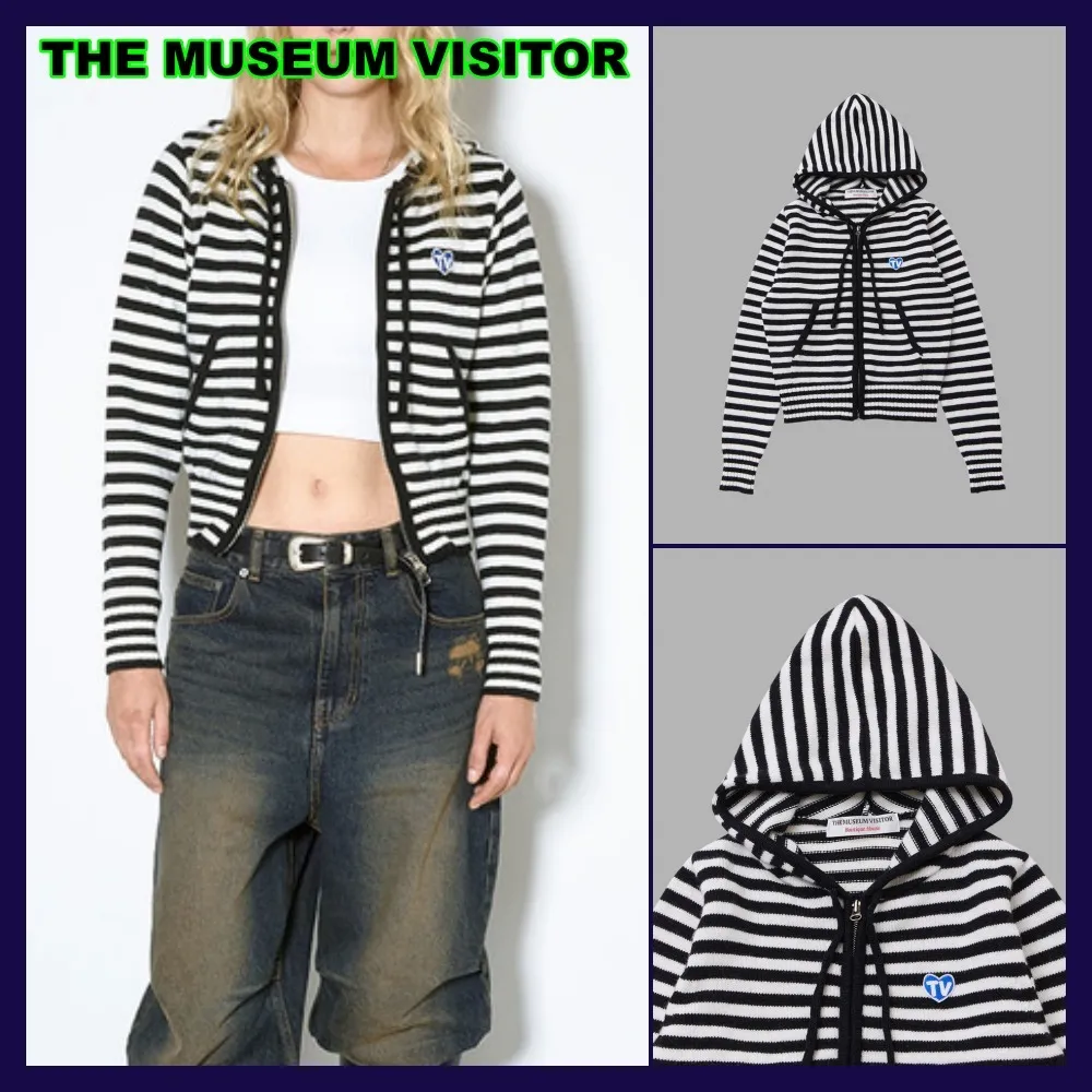 THE MUSEUM VISITOR  |Hoodies & Sweatshirts