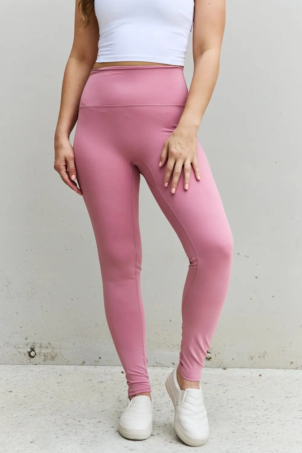 Zenana Fit For You Full Size High Waist Active Leggings in Light Rose